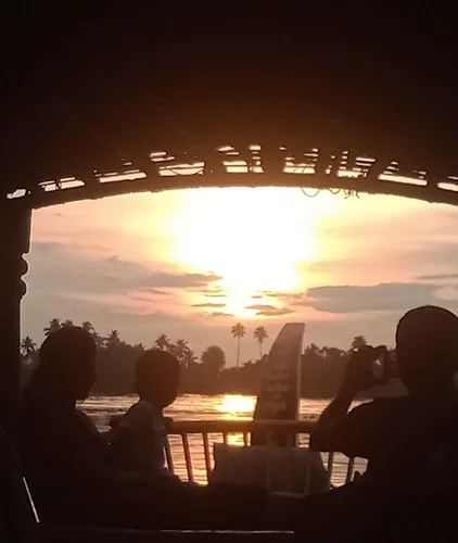 Day Cruise Houseboat